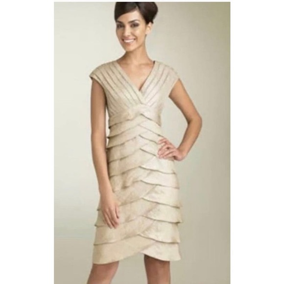 Adrianna Papell Beautiful Cocktail Dress - Size 10 - Elegant Style* WD31 - Picture 1 of 15